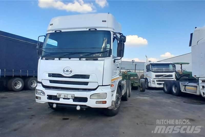 UD QUESTER GWE440 Muut kuorma-autot