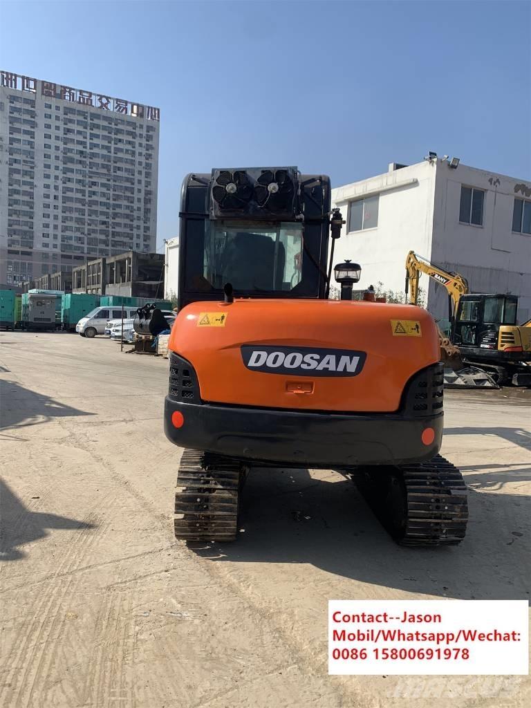 Doosan DH 60-7 Minikaivukoneet < 7t