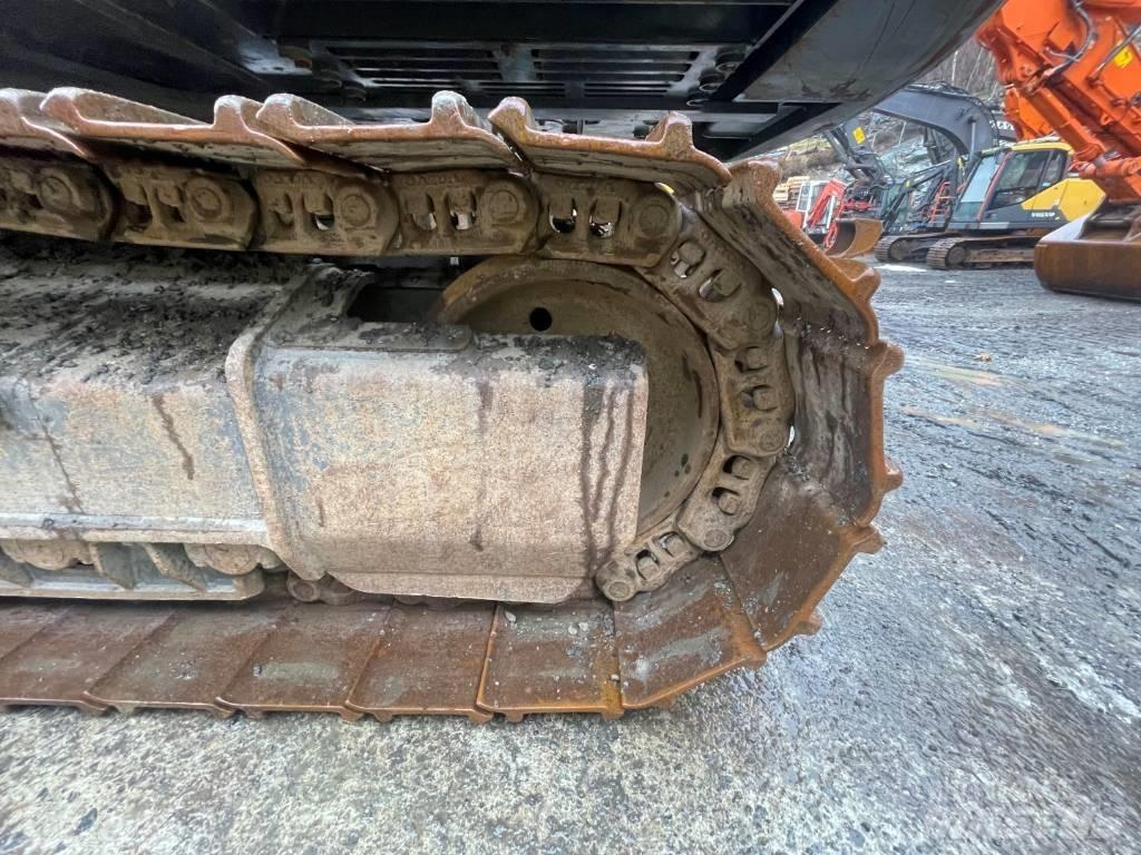 Volvo EC 220 EL Telakaivukoneet