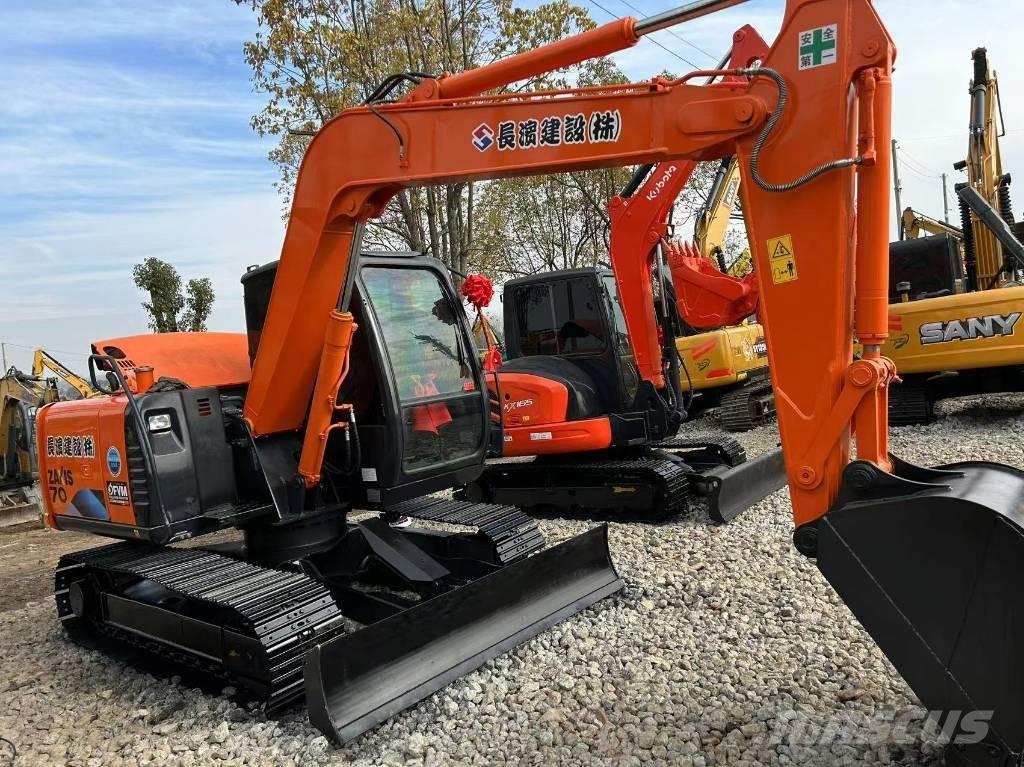 Hitachi 70 Telakaivukoneet