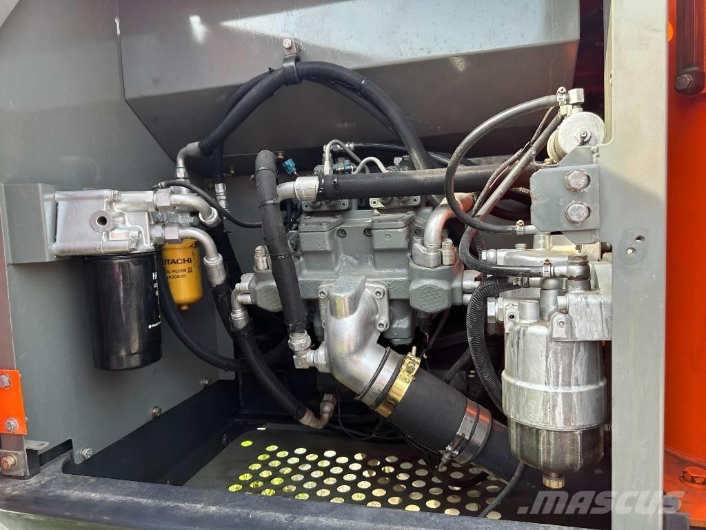 Hitachi ZX200 Telakaivukoneet