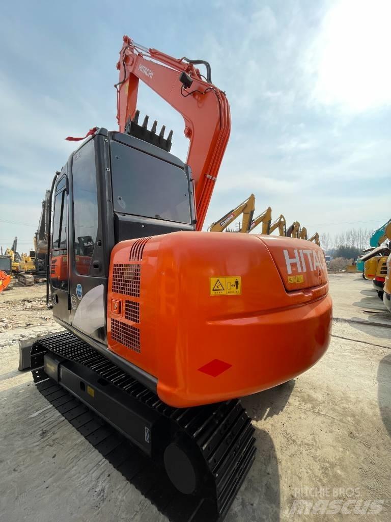 Hitachi 70 Minikaivukoneet < 7t