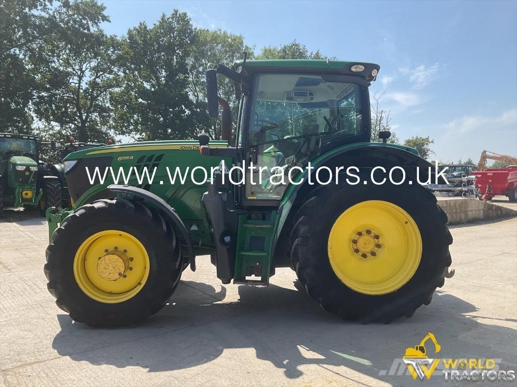 John Deere 6155 R Traktorit