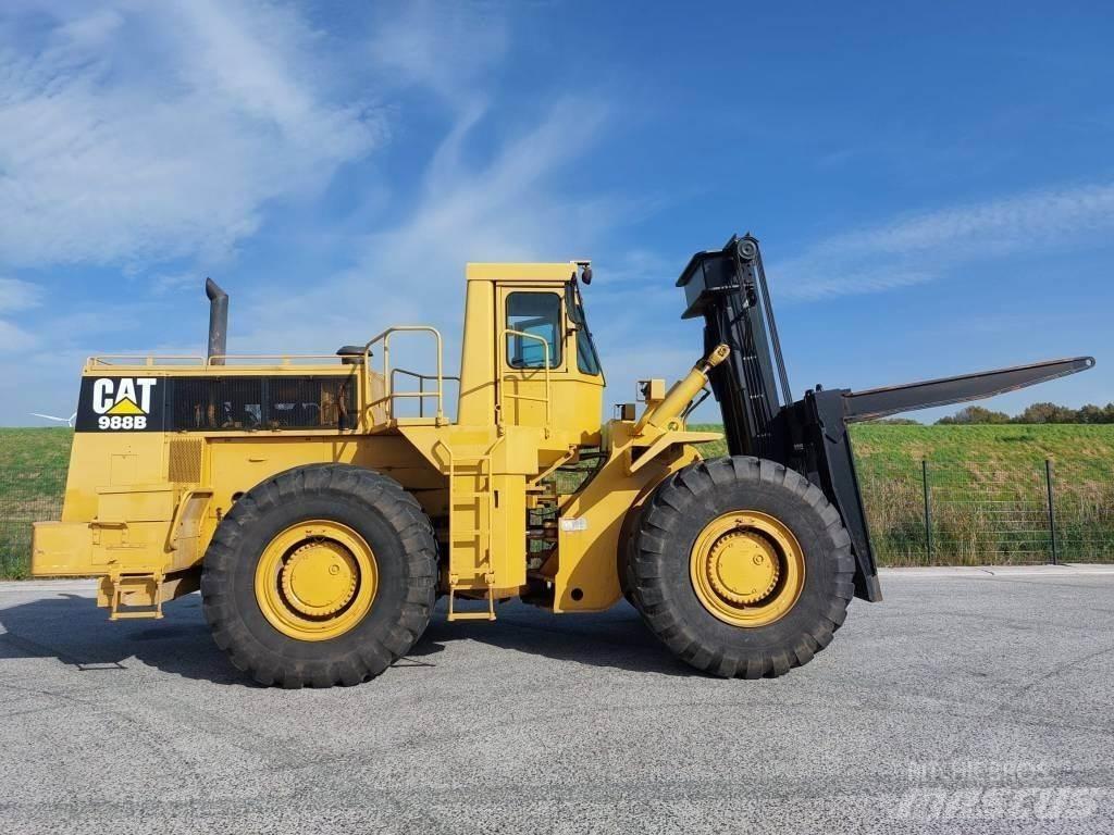 CAT 988 B Pyöräkuormaajat