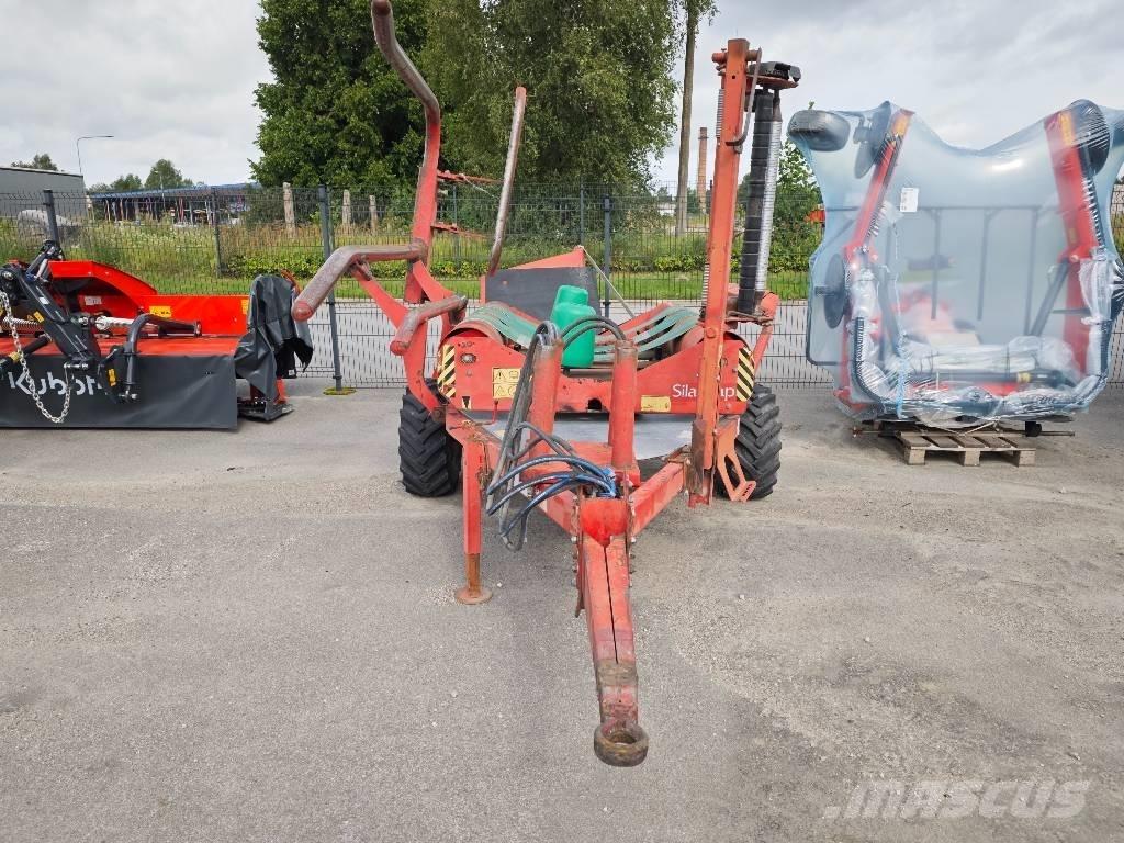 Kverneland UN 7517 Käärijät