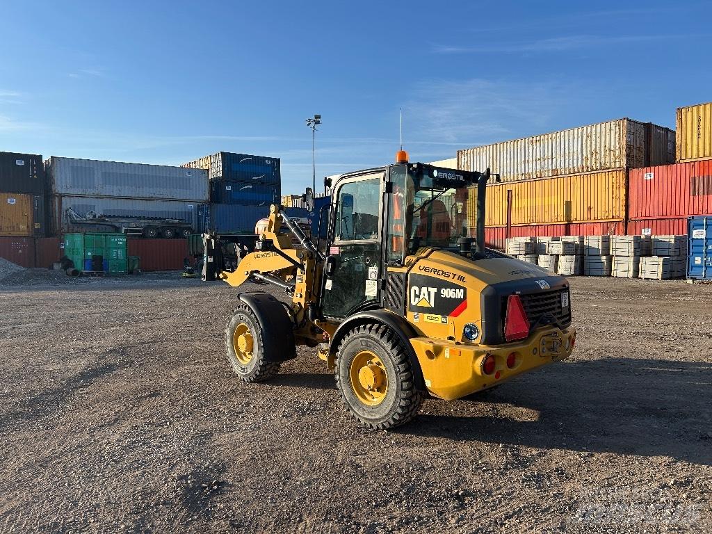CAT 906M Pyöräkuormaajat