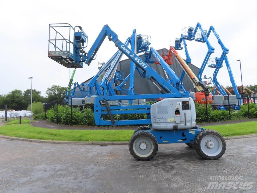 Genie Z 45/25 J Kuukulkijat