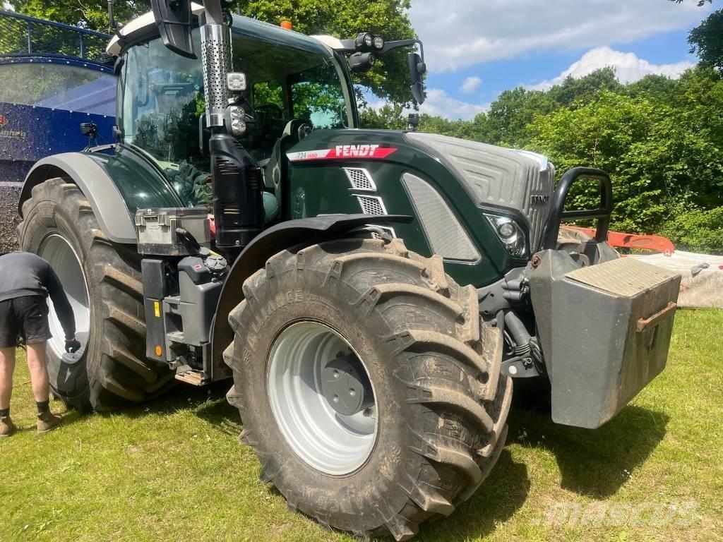 Fendt 724 Profi Plus Traktorit