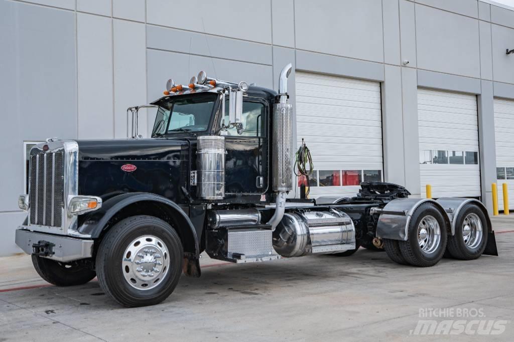 Peterbilt 388 Vetopöytäautot