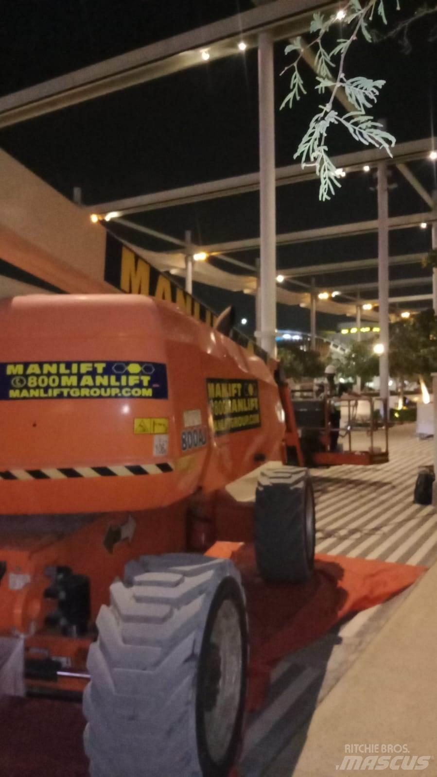 JLG 800AJ Kuukulkijat