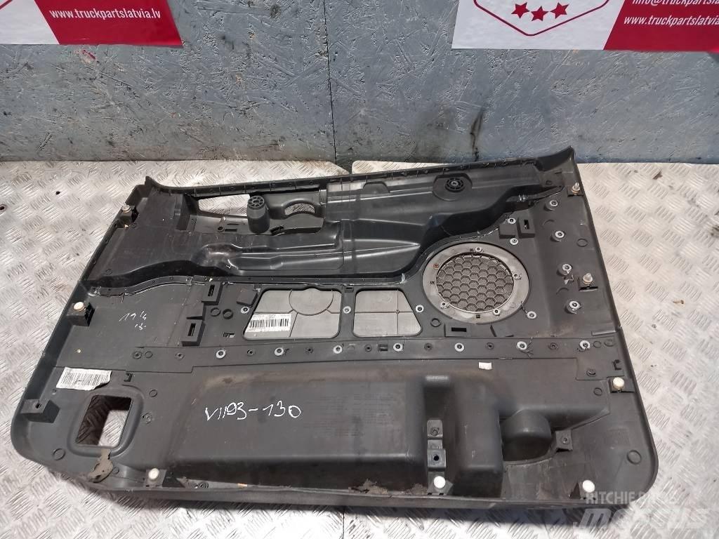 Volvo FH 12    20584944 Ohjaamot ja sisustat