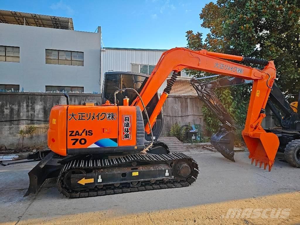 Hitachi ZX 70 Midikaivukoneet 7t - 12t
