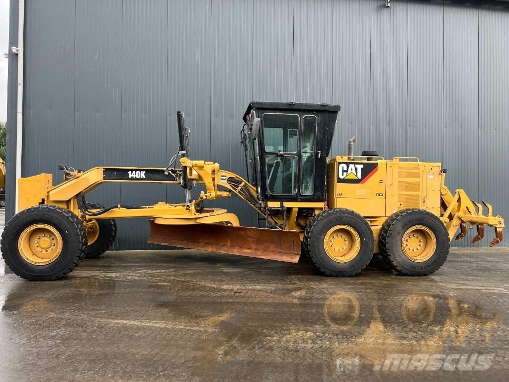 CAT 140K Tiehöylät