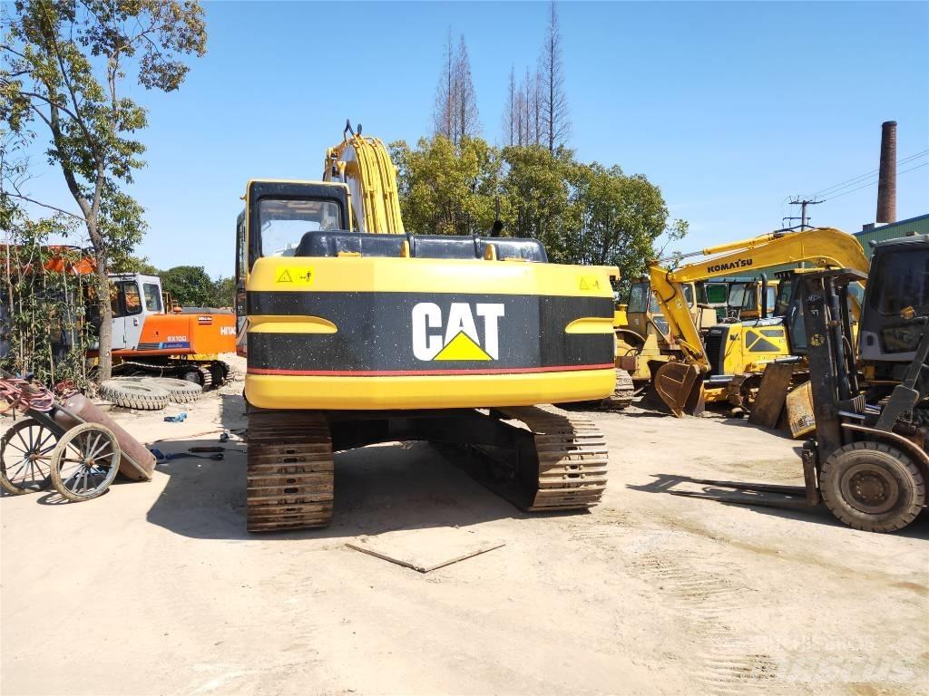 CAT 320 B Telakaivukoneet