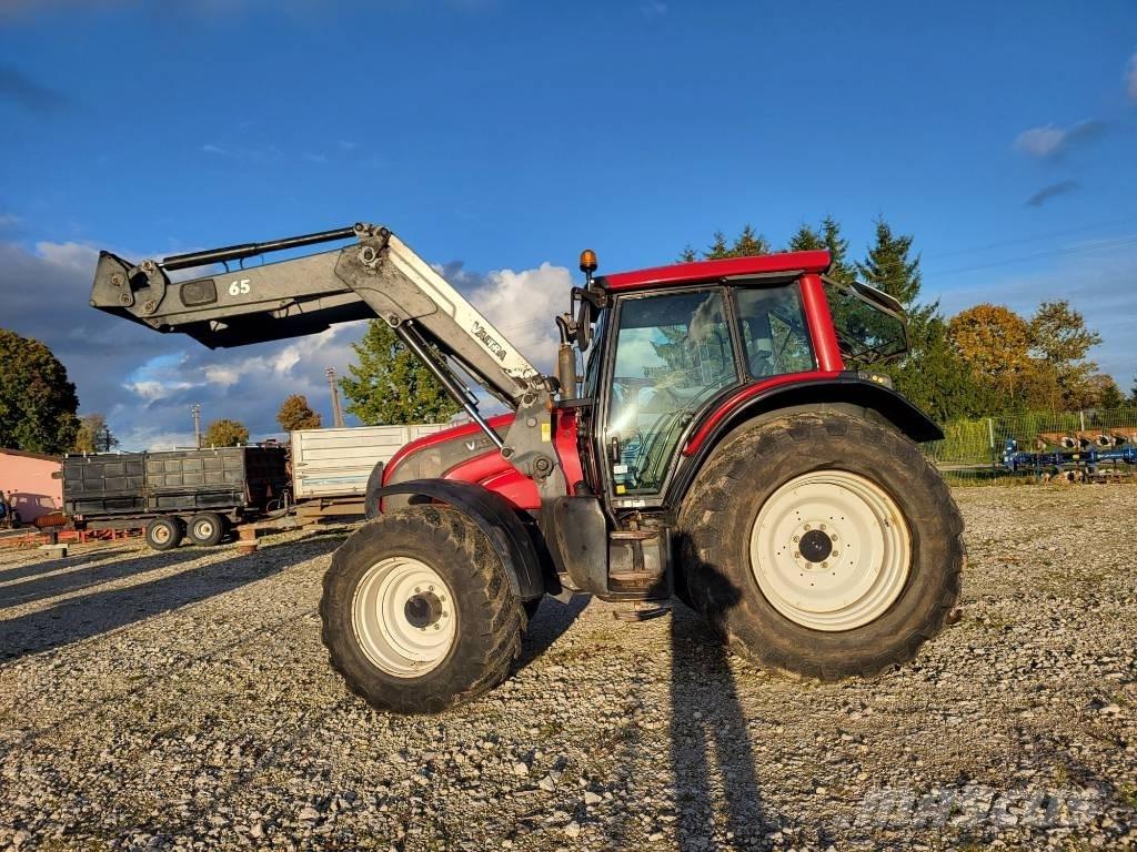 Valtra N 141 LS Traktorit