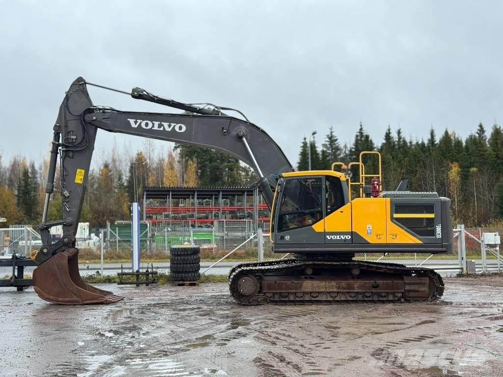 Volvo EC 300 E Telakaivukoneet
