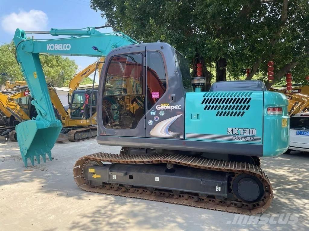 Kobelco SK130-8 Midikaivukoneet 7t - 12t