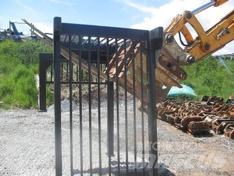  Demolition Cage Muut