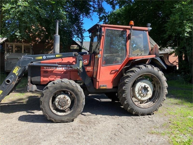 Valmet 705 4WD Traktorit