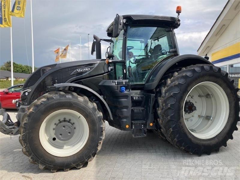 Valtra S394 Traktorit