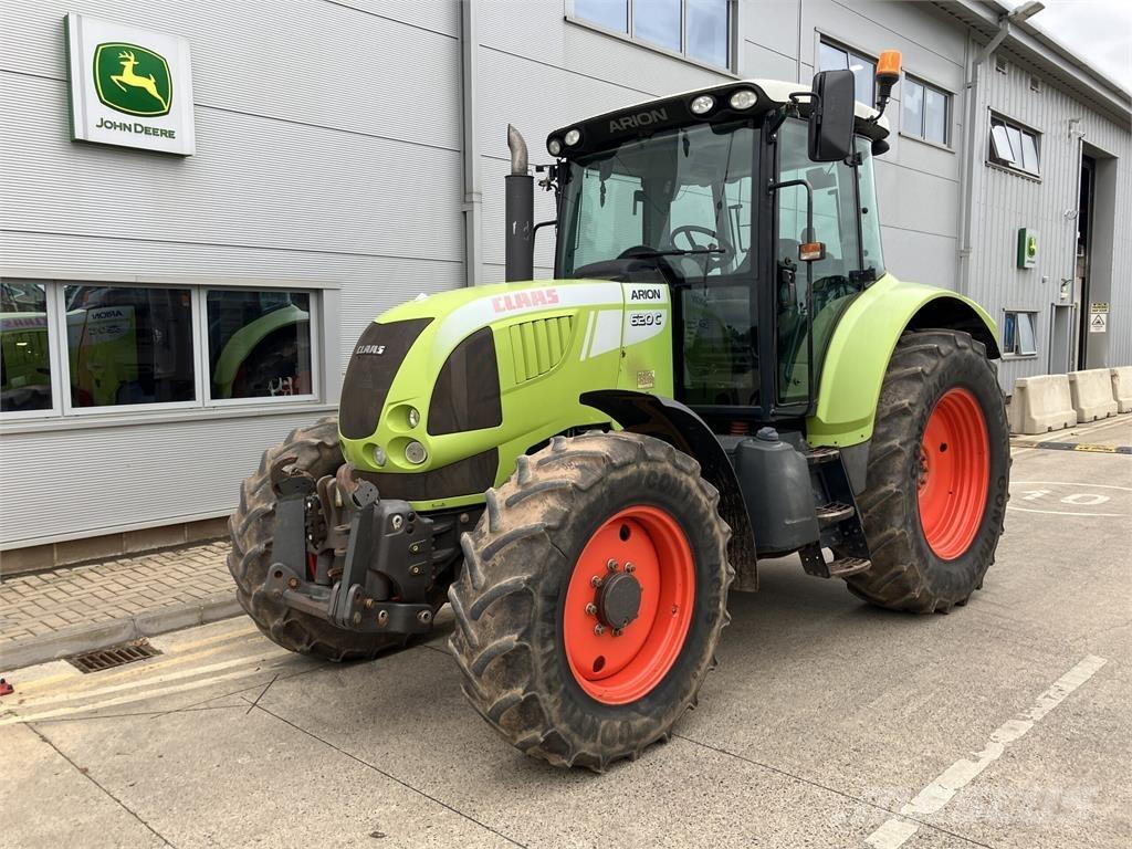 CLAAS Arion 620C Traktorit