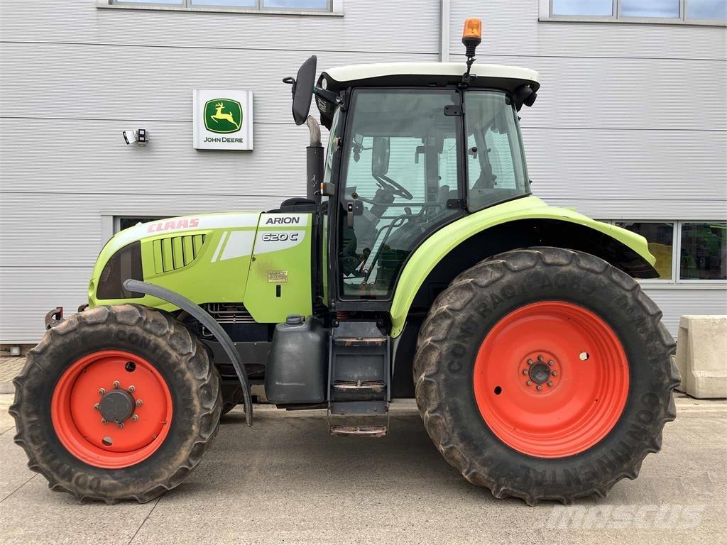 CLAAS Arion 620C Traktorit