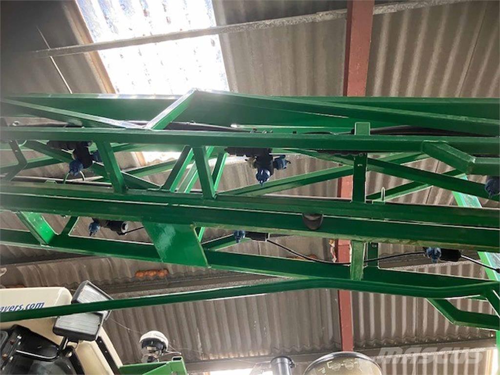  Houseman AR3000 Itsekulkevat ruiskut