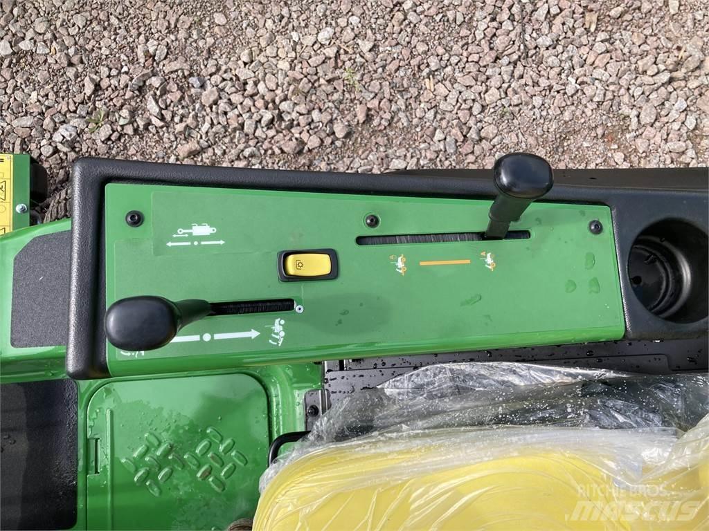 John Deere 1550 Päältäajettavat ruohonleikkurit