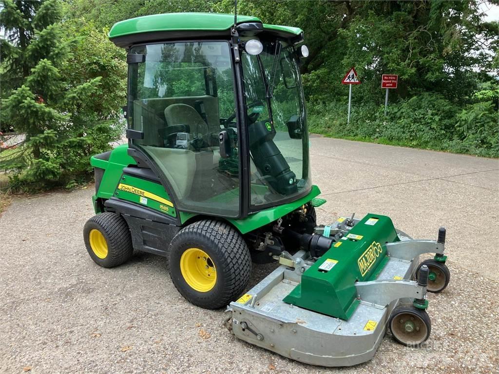 John Deere 1585 Päältäajettavat ruohonleikkurit