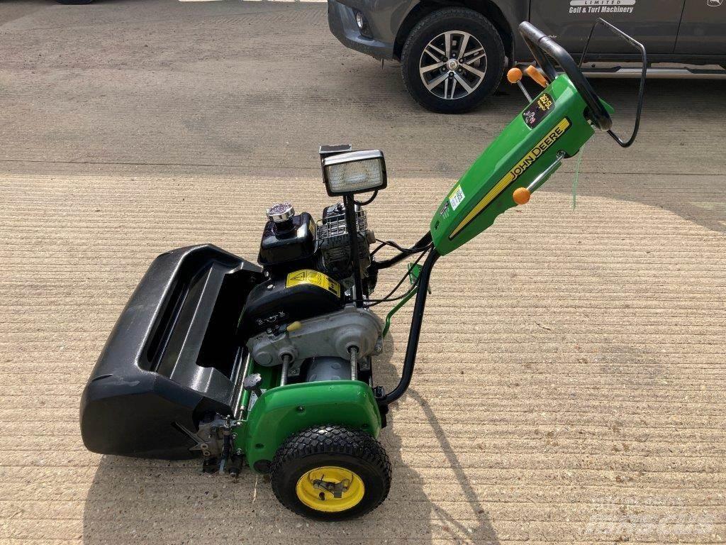 John Deere 260SL Perässäkäveltävät leikkurit
