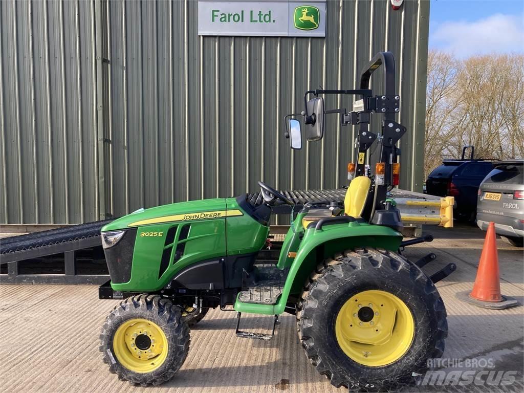 John Deere 3025E Taajamatraktorit