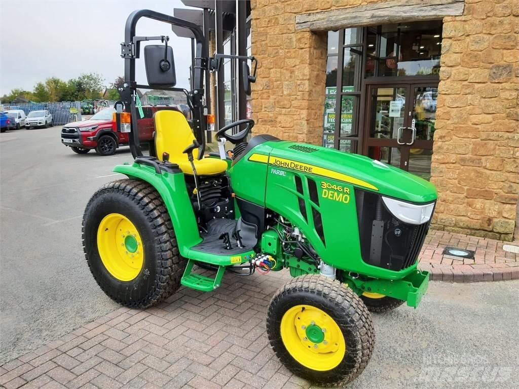 John Deere 3046R Taajamatraktorit