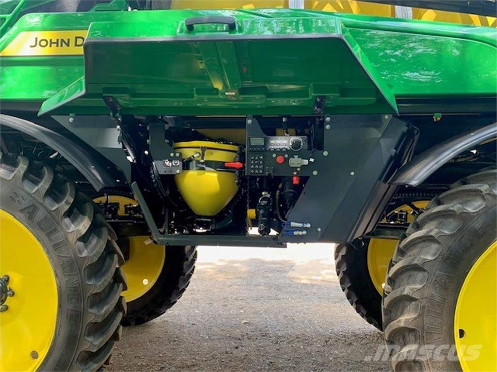John Deere 340M Itsekulkevat ruiskut