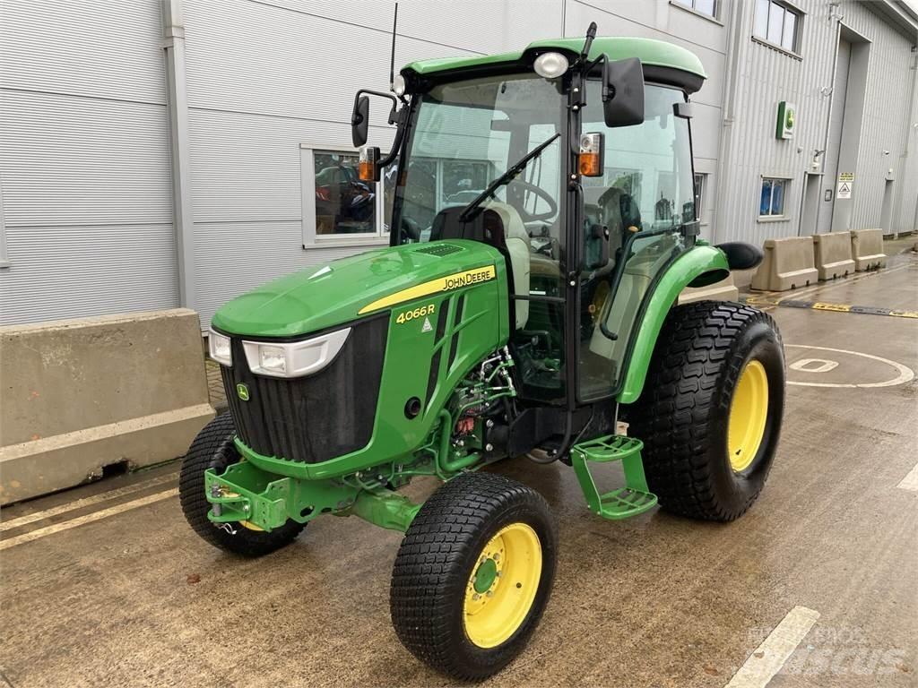 John Deere 4066R Taajamatraktorit