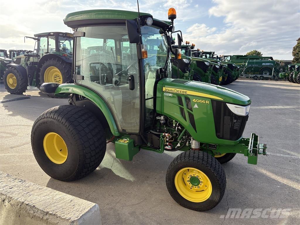 John Deere 4066R Taajamatraktorit