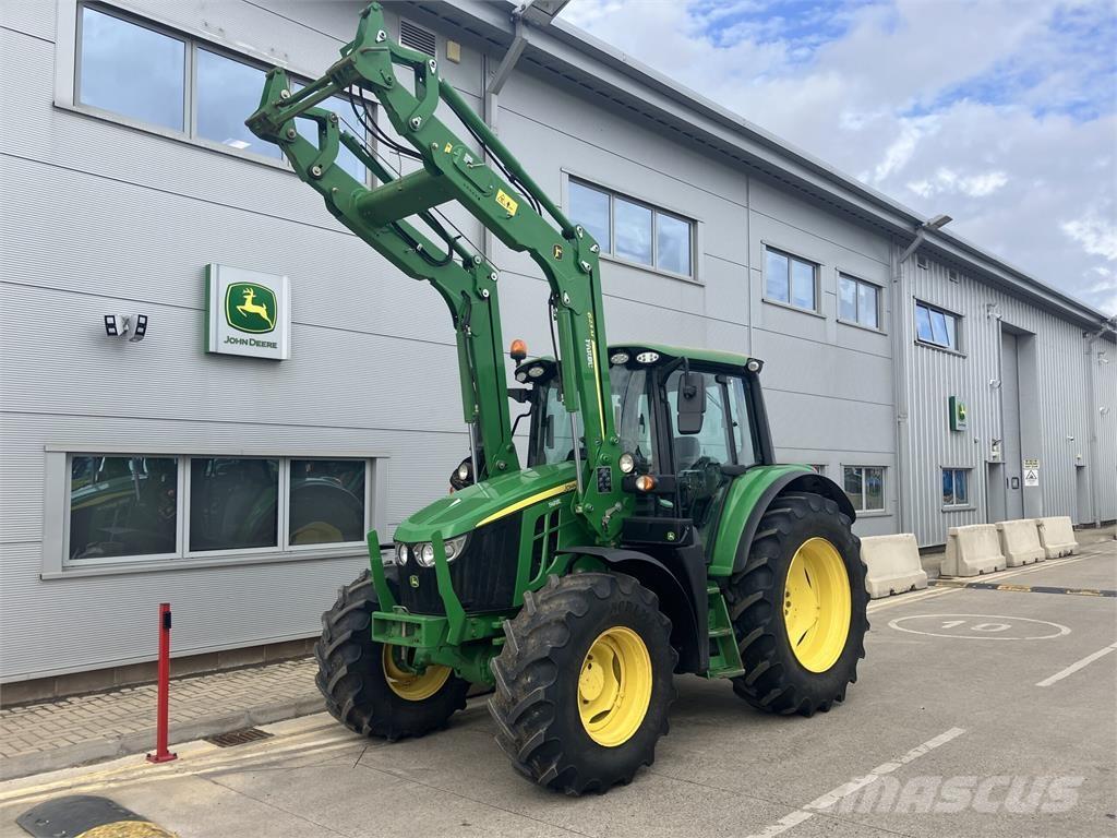 John Deere 6100M Traktorit