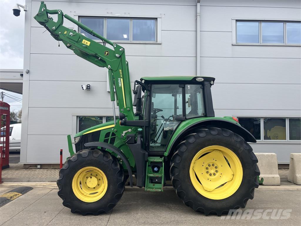 John Deere 6100M Traktorit