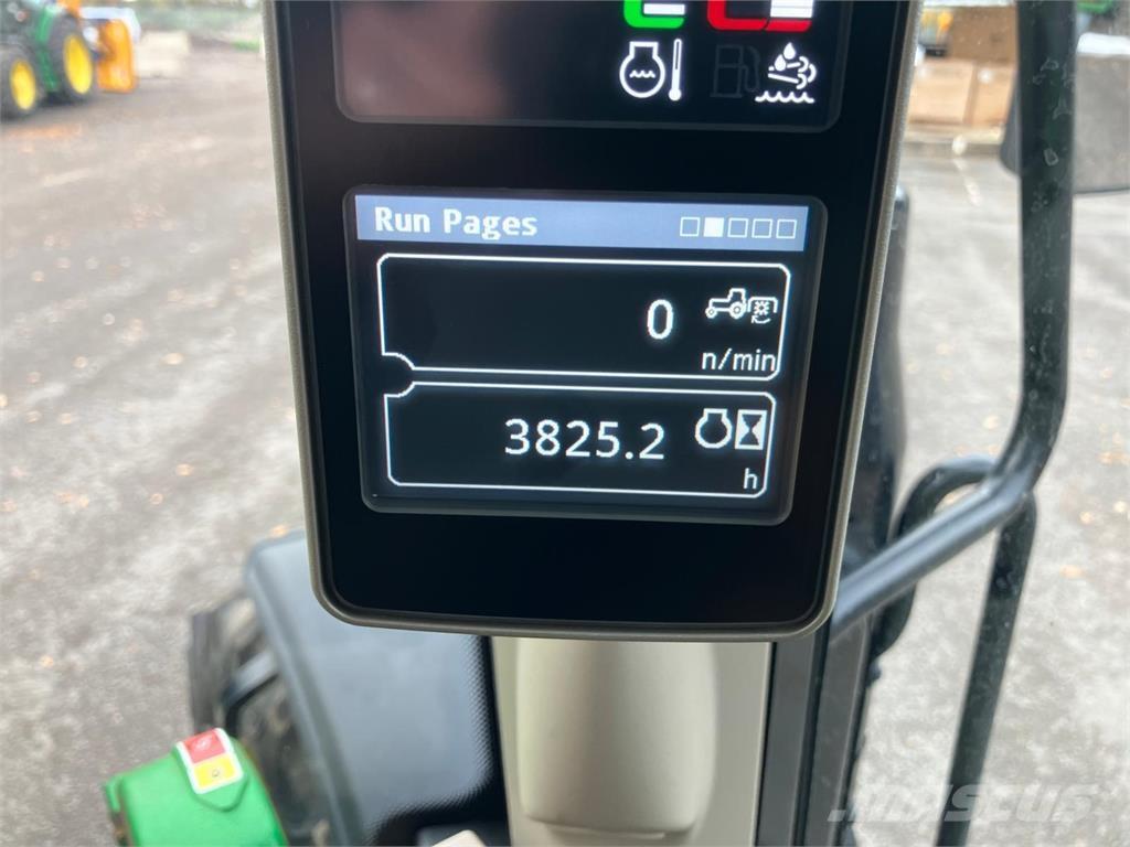 John Deere 6110M Traktorit