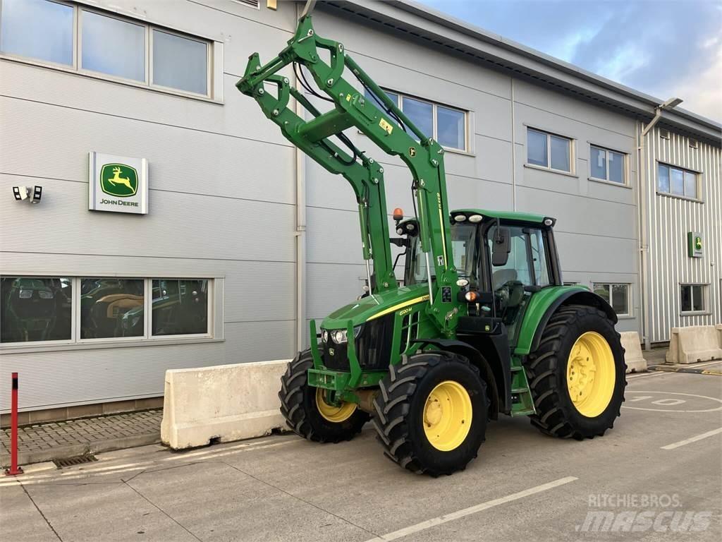 John Deere 6120M Traktorit