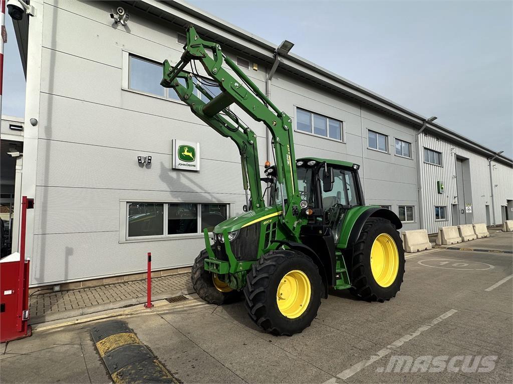 John Deere 6120M Traktorit
