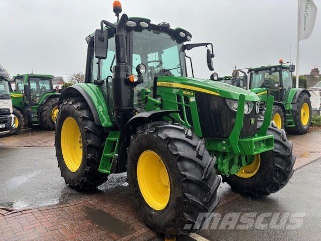 John Deere 6120M Traktorit