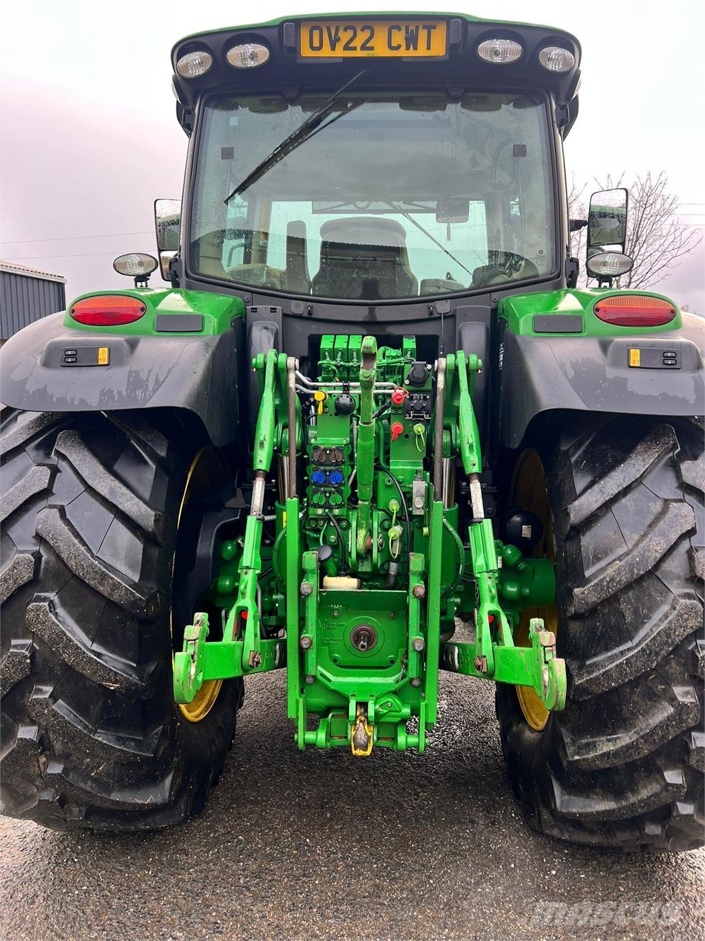 John Deere 6125R Traktorit