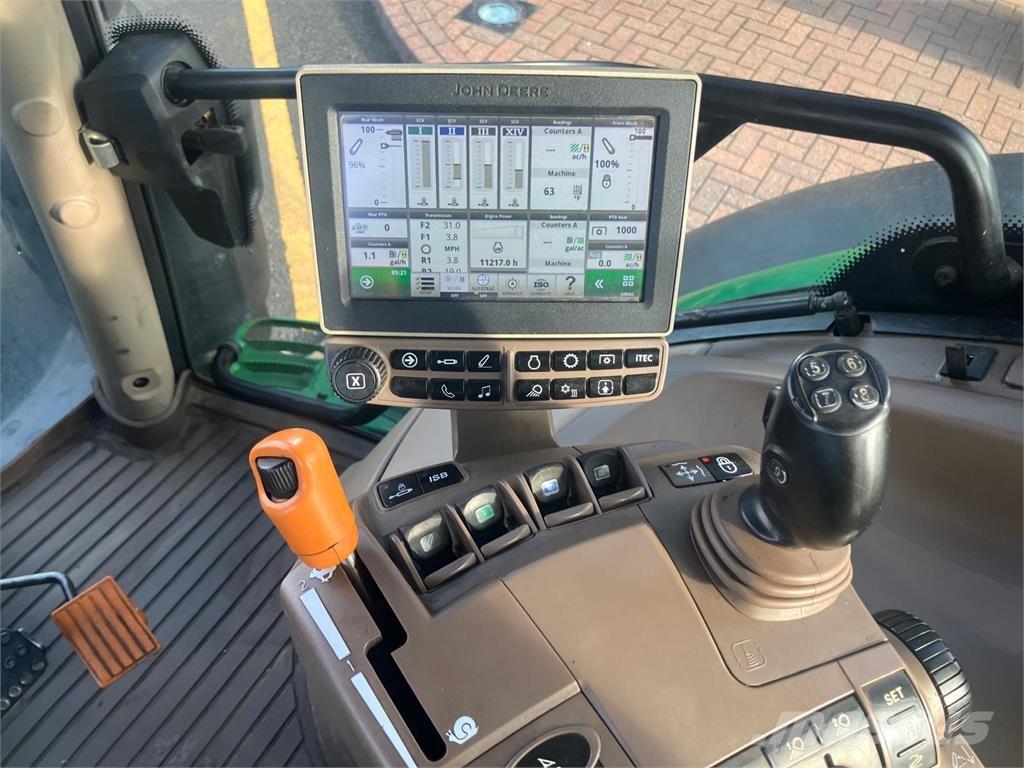 John Deere 6145R Traktorit