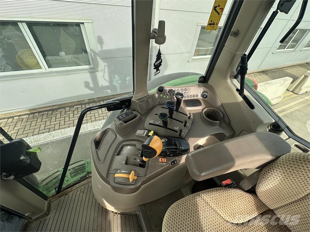 John Deere 6155M Traktorit