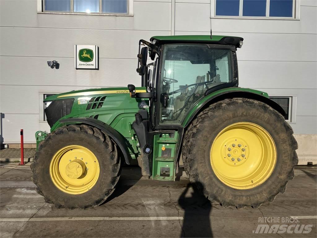 John Deere 6155R Traktorit