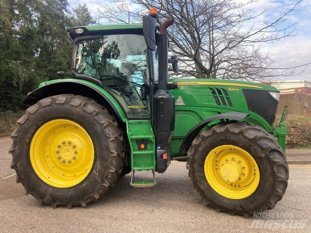 John Deere 6215R Traktorit