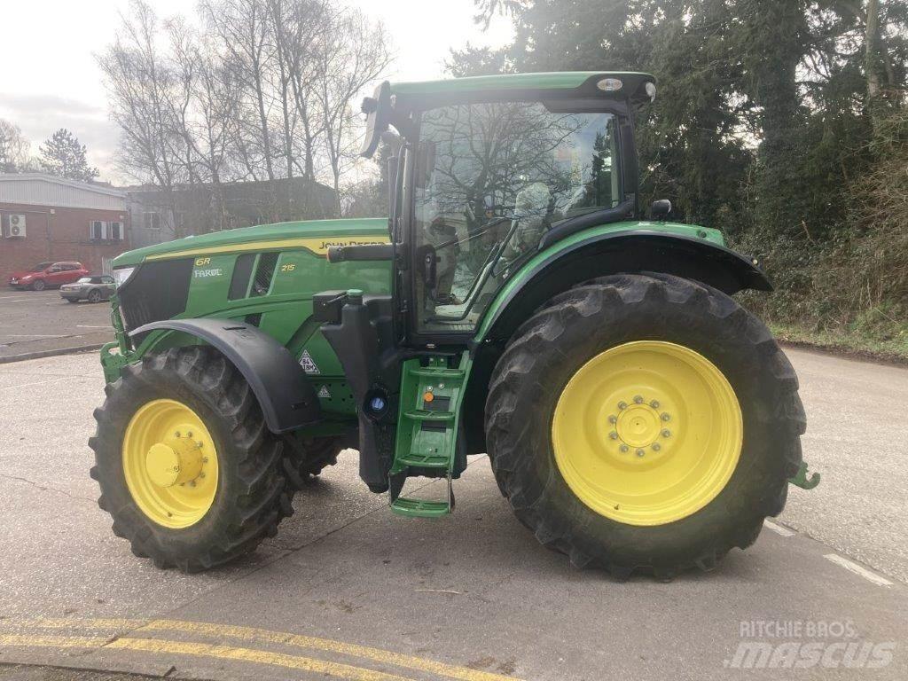 John Deere 6215R Traktorit
