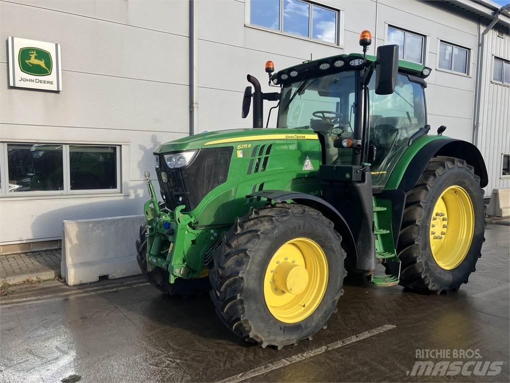 John Deere 6215R Traktorit