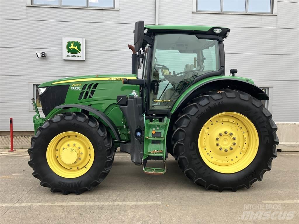 John Deere 6215R Traktorit