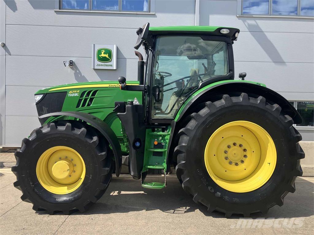 John Deere 6215R Traktorit